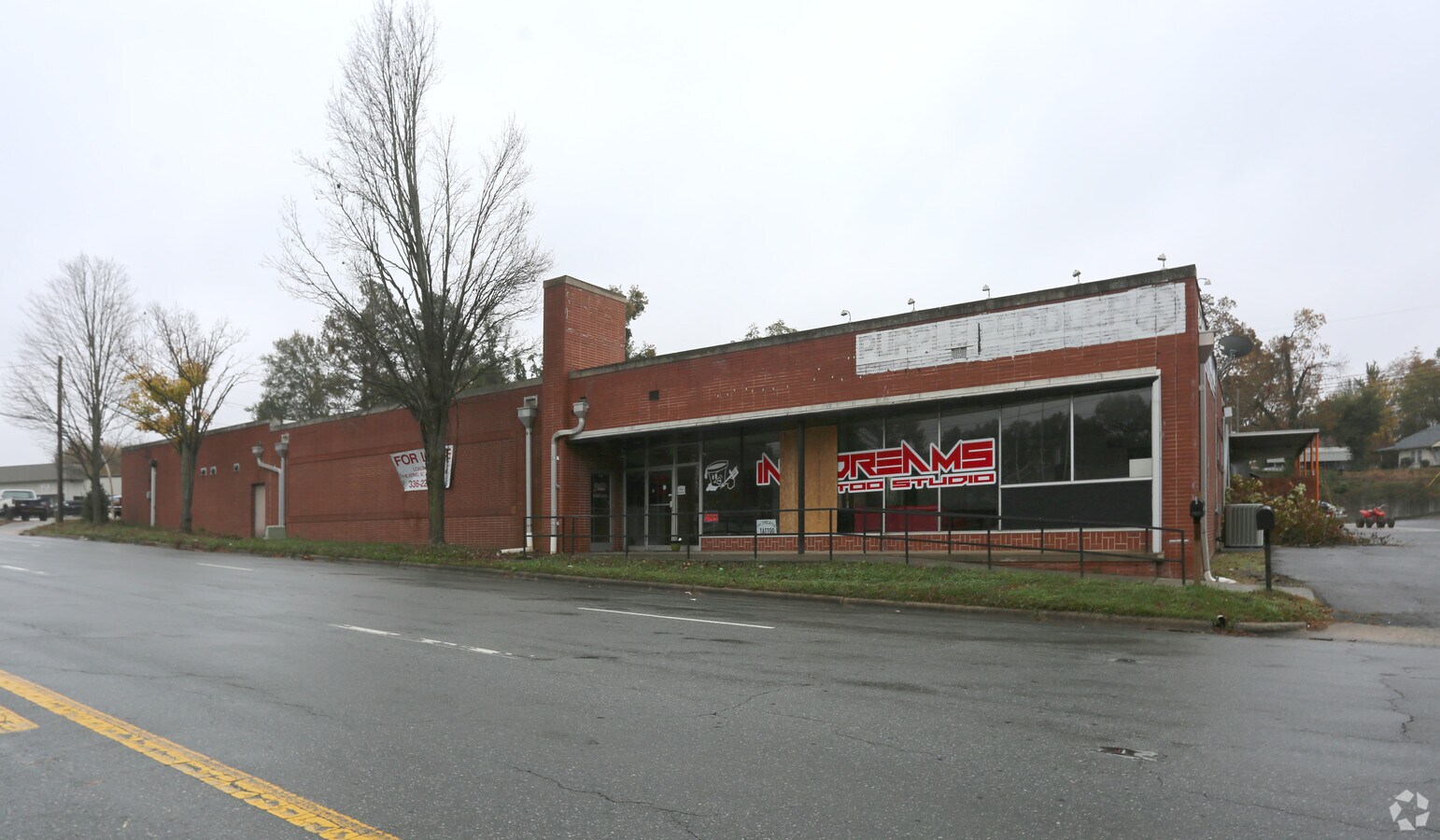 1325 N Church St, Burlington, NC 27217