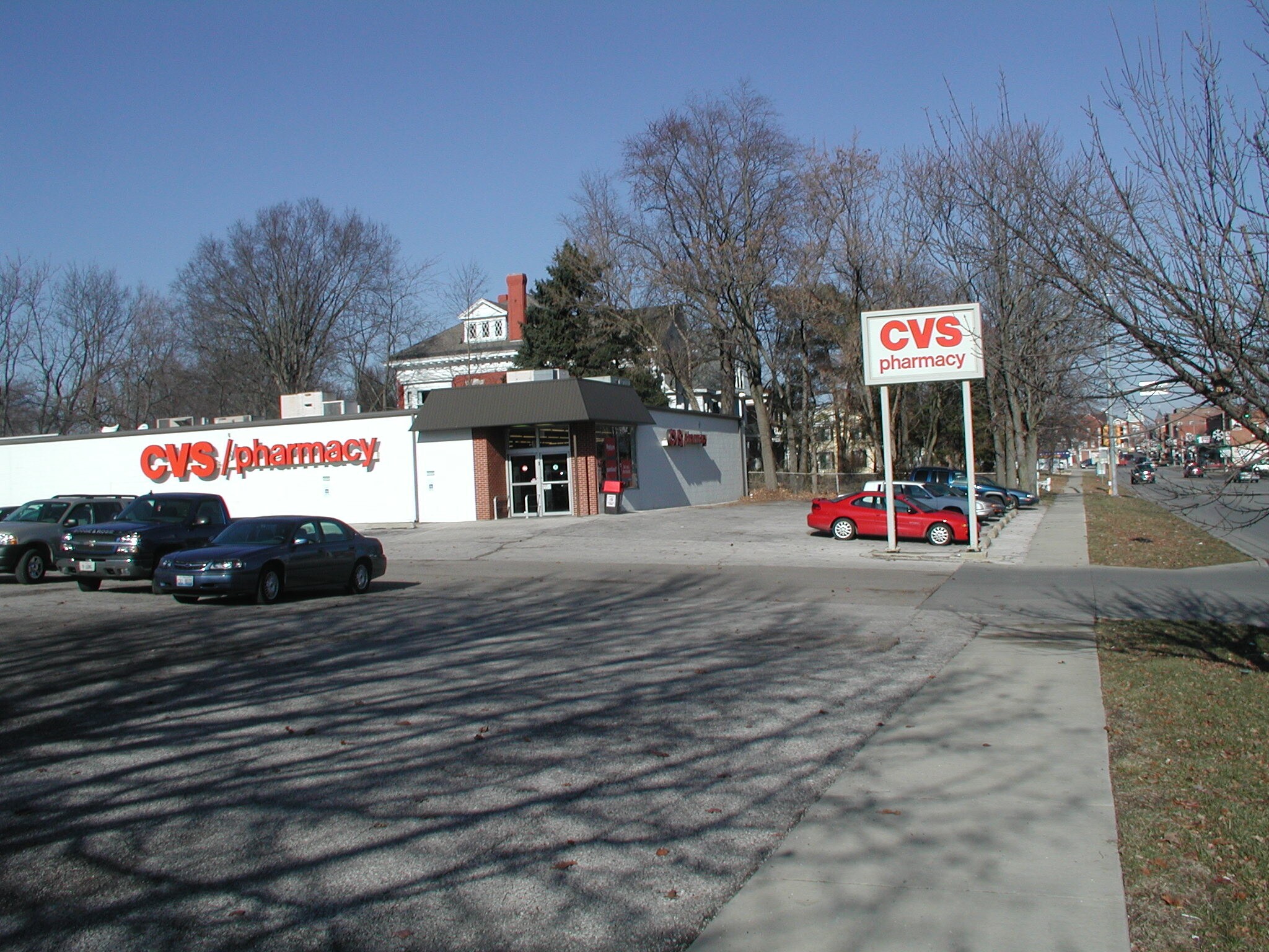 608 S Main St, Hillsboro, IL for sale Primary Photo- Image 1 of 1