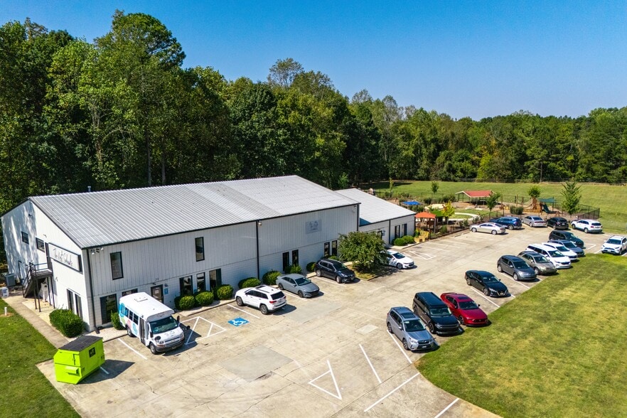 3 Twin Brook Dr, Clemmons, NC for sale - Building Photo - Image 3 of 3