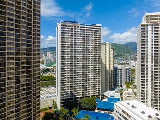 More details for 400 Hobron Ln, Honolulu, HI - Multifamily for Sale