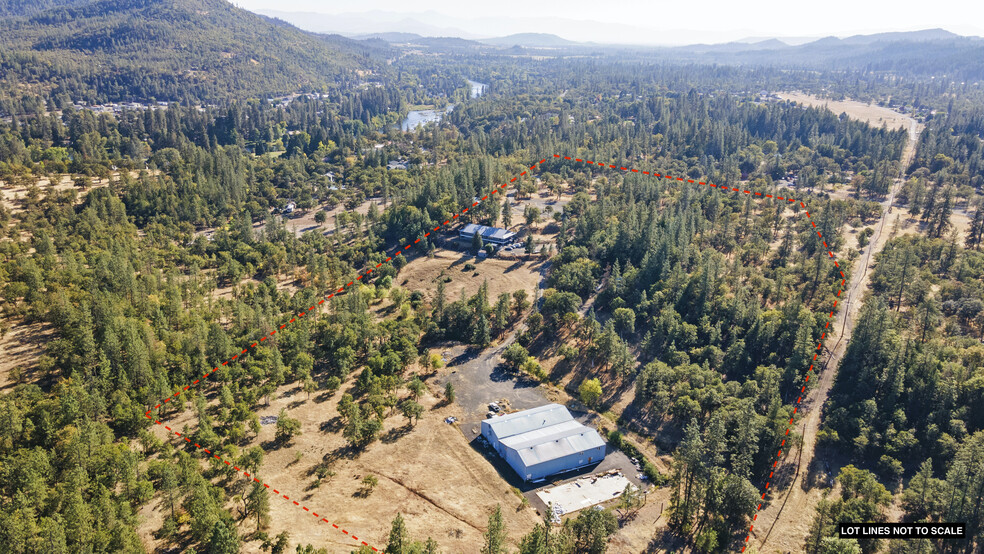 20462 Sawyer Rd, Shady Cove, OR for sale - Primary Photo - Image 1 of 1