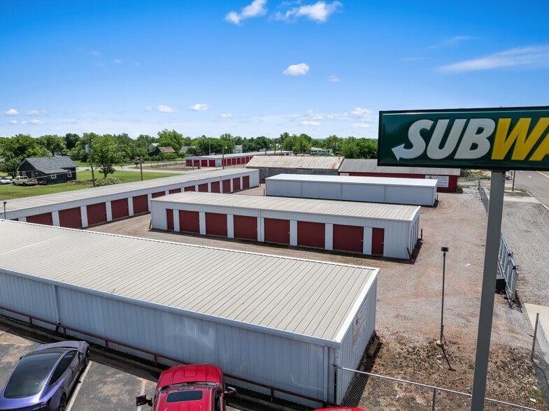 Donner-Springs Storage portfolio of 2 properties for sale on LoopNet.com - Building Photo - Image 3 of 12