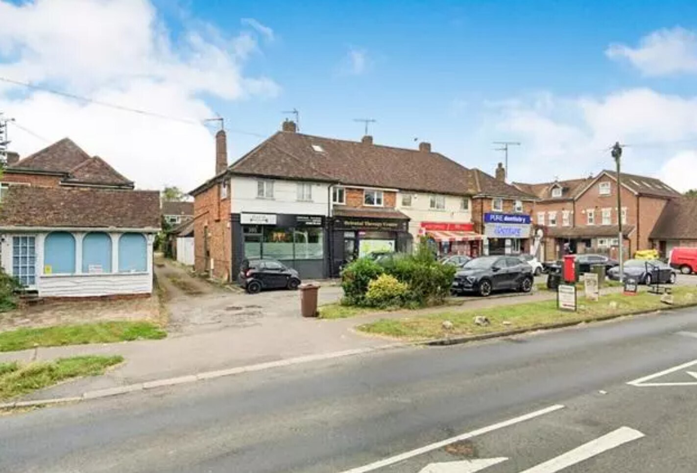385 Luton Rd, Harpenden for sale Primary Photo- Image 1 of 1