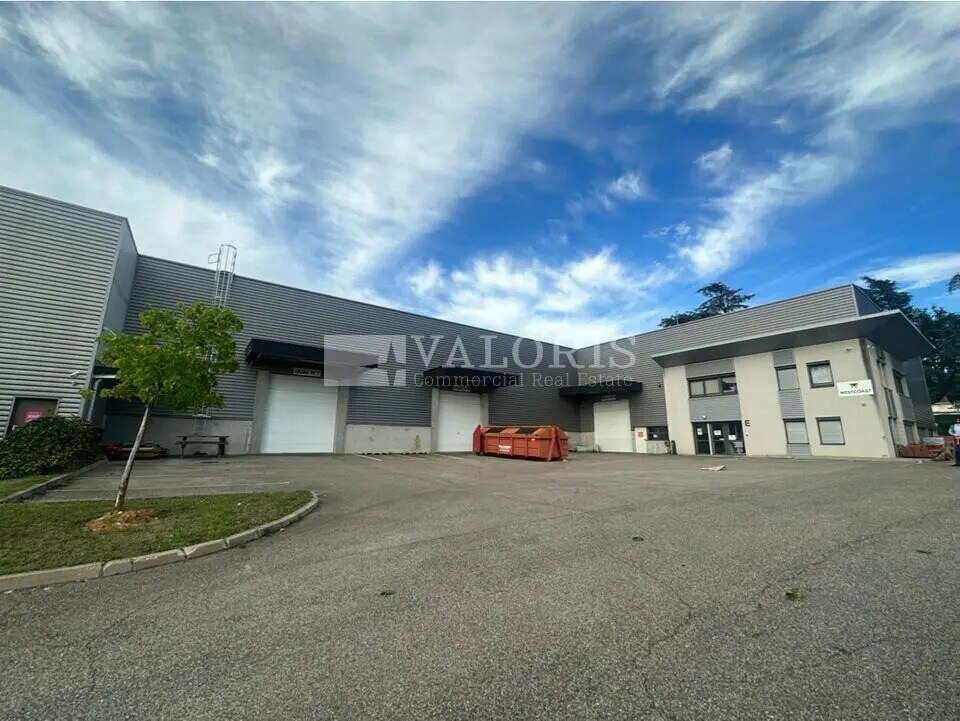 Office in Saint-Priest for lease Building Photo- Image 1 of 15