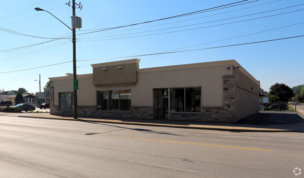 1440 Main St E, Hamilton, ON for lease - Building Photo - Image 3 of 3