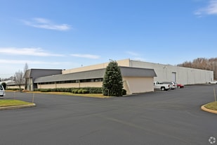 2611 River Rd, Cinnaminson NJ - Warehouse