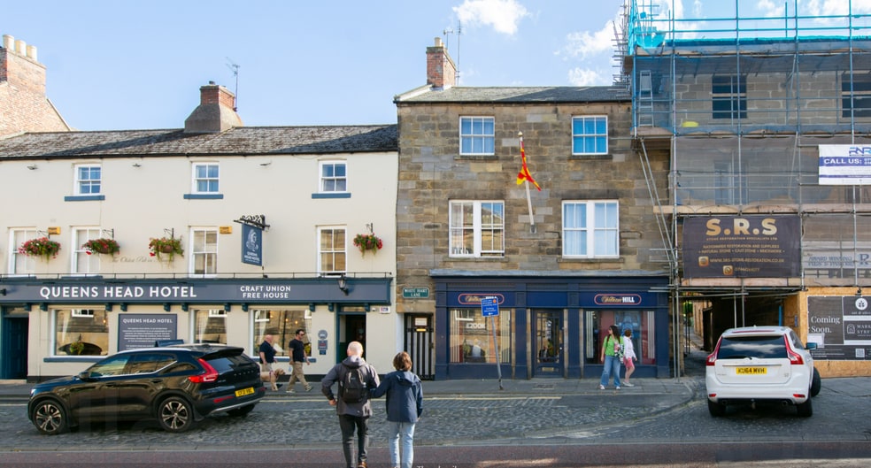 29-31 Market St, Alnwick for sale - Primary Photo - Image 1 of 1