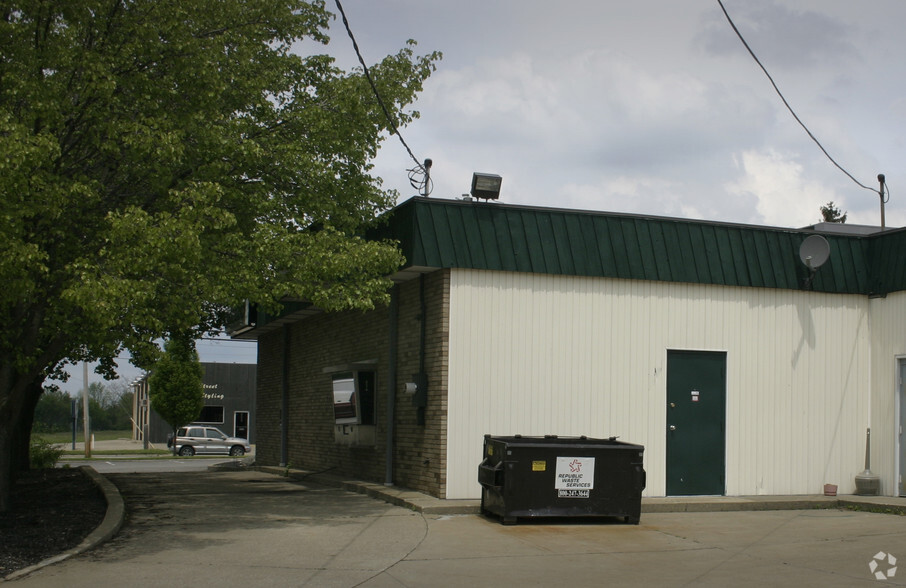 324-330 W High St, Orrville, OH for lease - Building Photo - Image 3 of 3