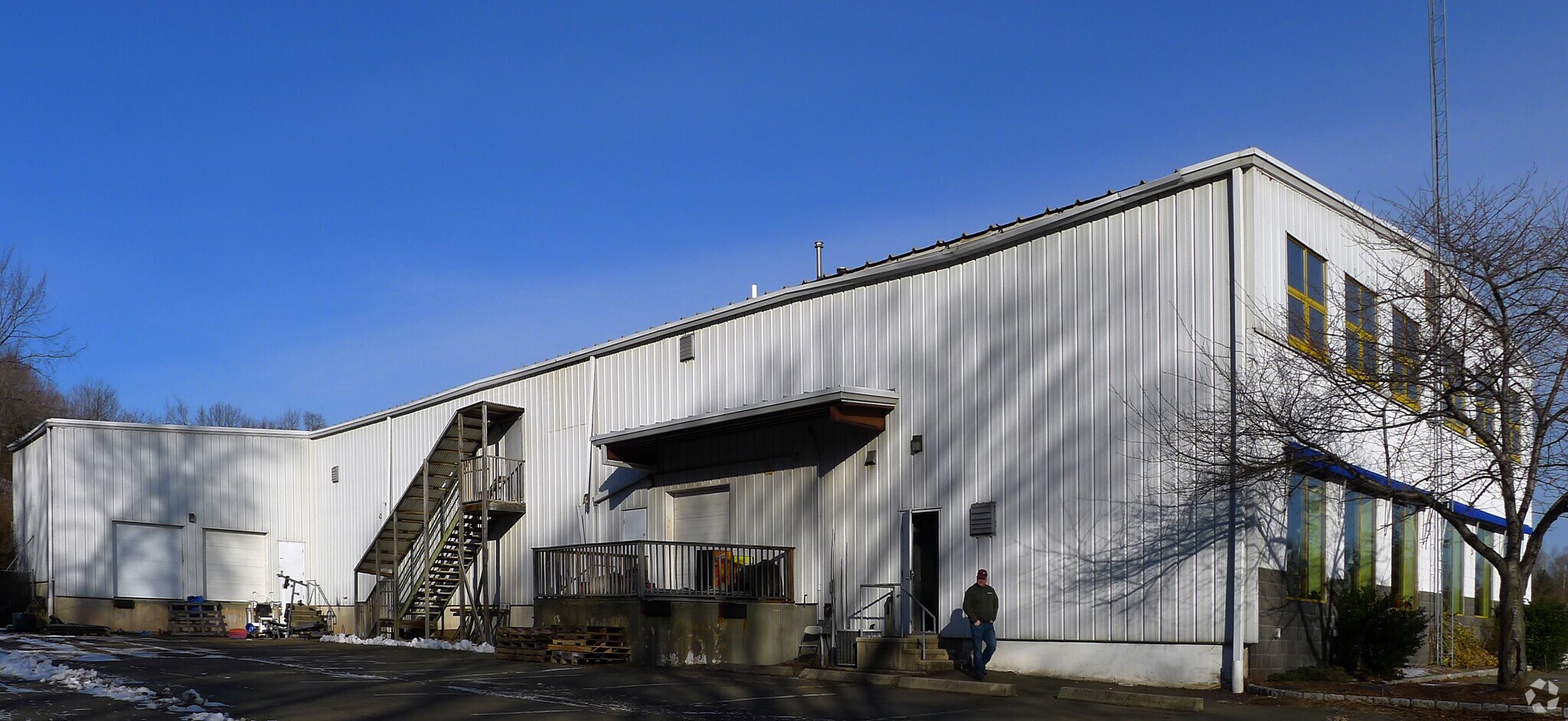 23 Raccio Park Rd, Hamden, CT for sale Primary Photo- Image 1 of 1