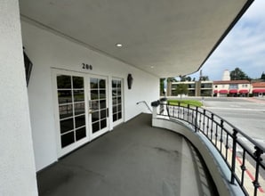2290 Huntington Dr, San Marino, CA for lease Interior Photo- Image 1 of 9