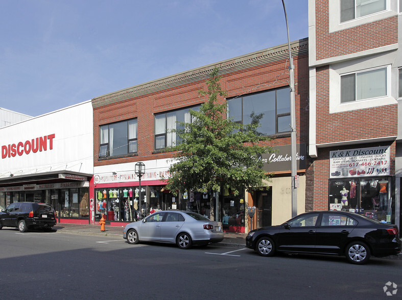 296-300 Broadway St, Chelsea, MA for sale - Primary Photo - Image 1 of 4