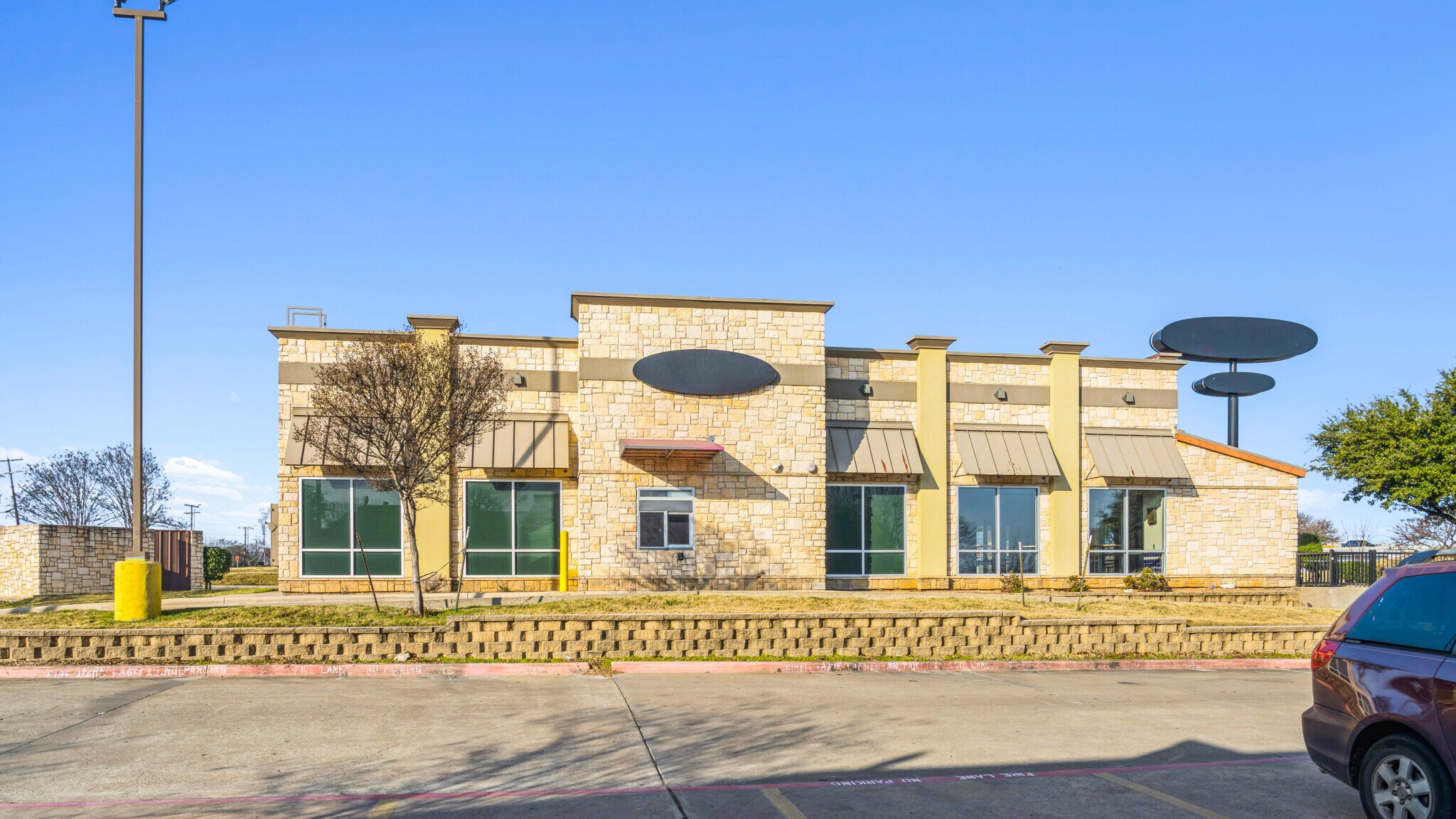 110 US Highway 80 E, Mesquite, TX for lease Interior Photo- Image 1 of 11