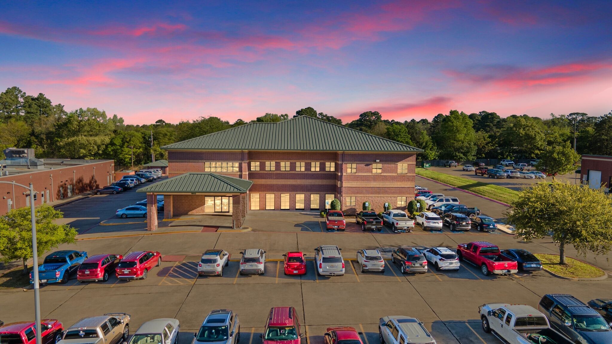 1902 Moores Ln, Texarkana, TX for lease Primary Photo- Image 1 of 7