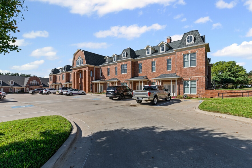 1670 Keller Pky, Keller, TX for lease - Building Photo - Image 2 of 17