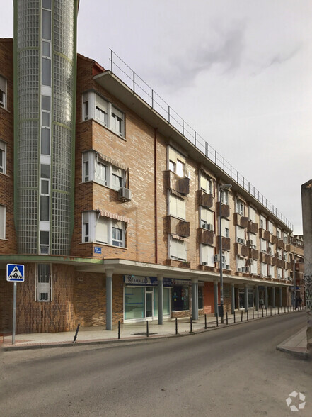 Calle Castillejos, 8, Fuenlabrada, Madrid for lease - Primary Photo - Image 1 of 1