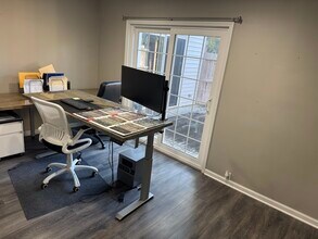 4419 Washington Rd, Kenosha, WI for lease Interior Photo- Image 1 of 2