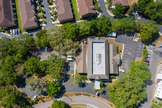 722 Bowing Oak Dr, Brandon, FL - AERIAL  map view