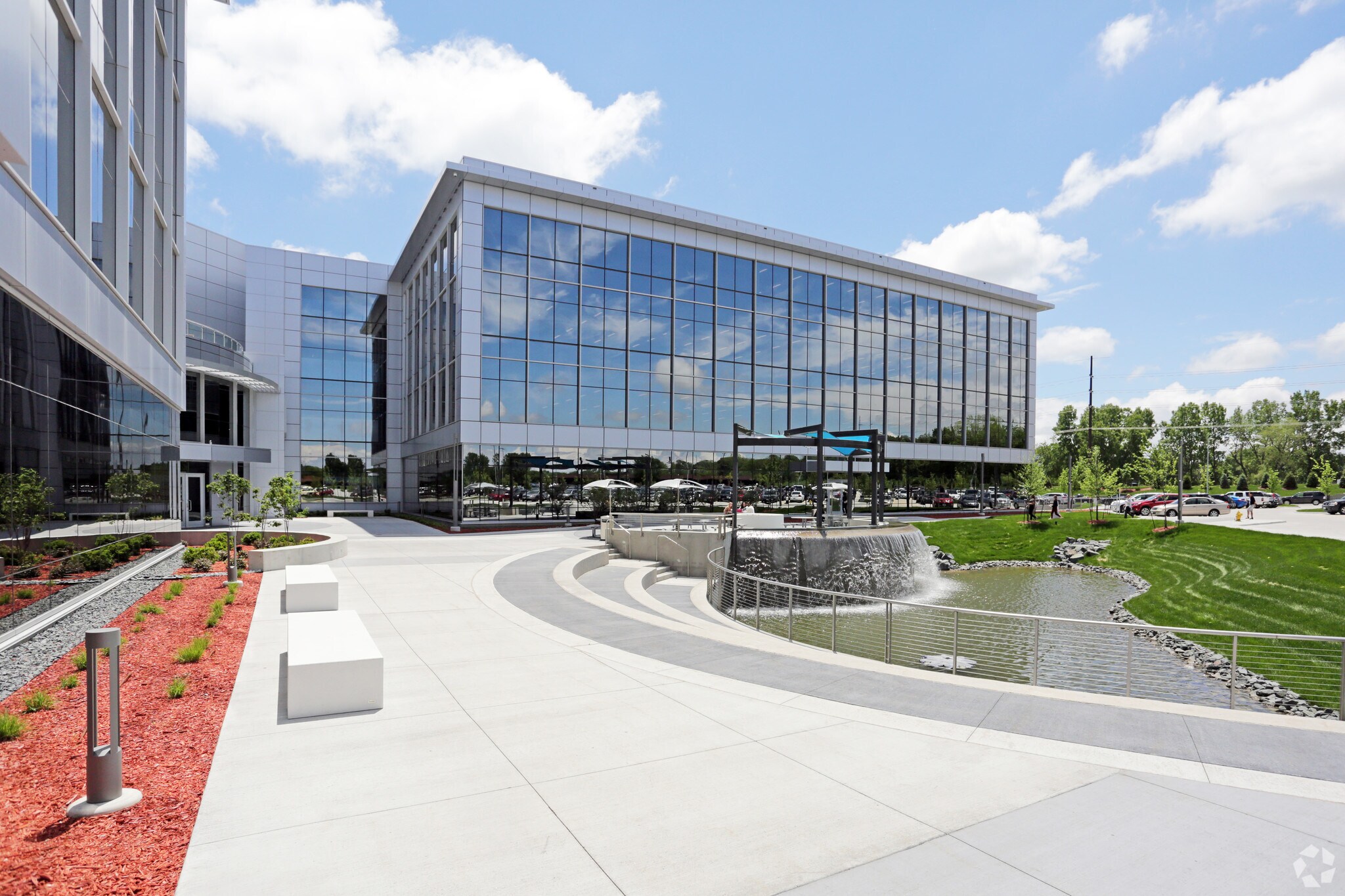 1080 Jordan Creek Pky, West Des Moines, IA 50266 Westfield