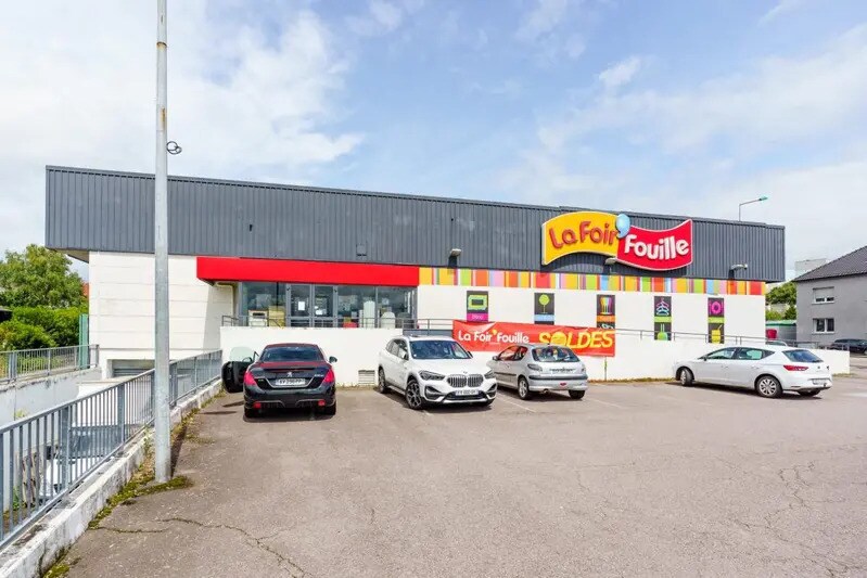 Retail in Forbach for lease - Building Photo - Image 2 of 4