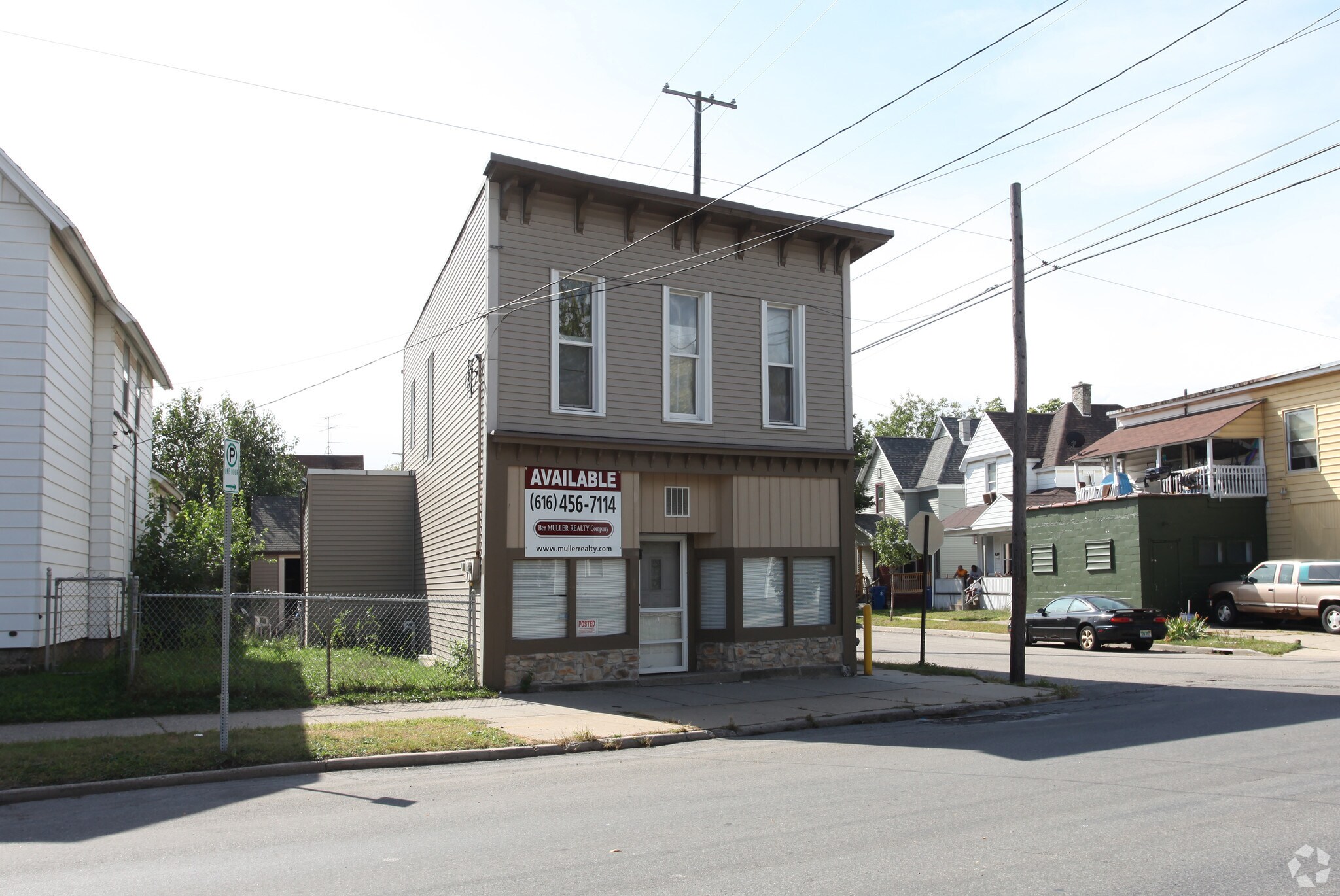 918 Butterworth St, Grand Rapids, MI for sale Primary Photo- Image 1 of 1