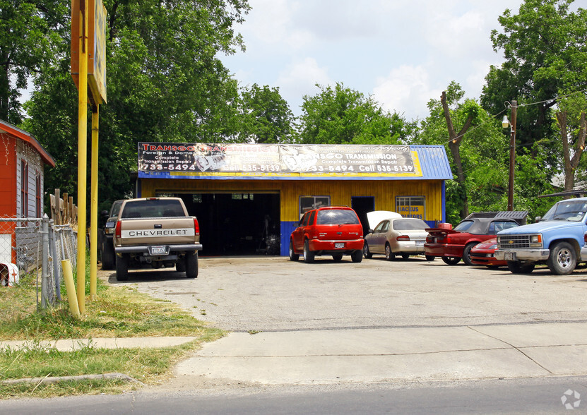 741 Division Ave, San Antonio, TX for sale - Primary Photo - Image 1 of 2