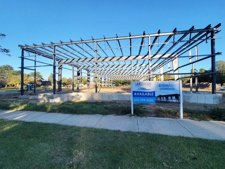 460 Cleveland Ave, Holland, MI for sale - Building Photo - Image 3 of 13