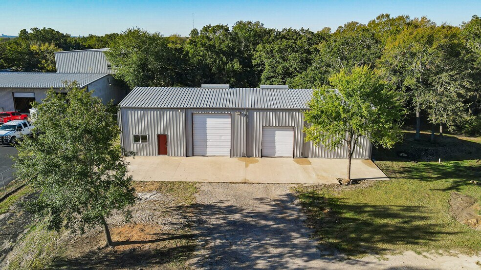 4323 Alexis Ct, College Station, TX for lease - Building Photo - Image 2 of 21