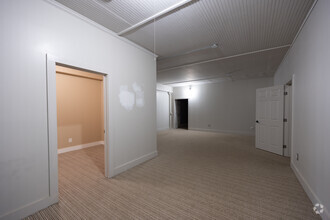 123 W Main St, Buford, GA for lease Interior Photo- Image 1 of 11