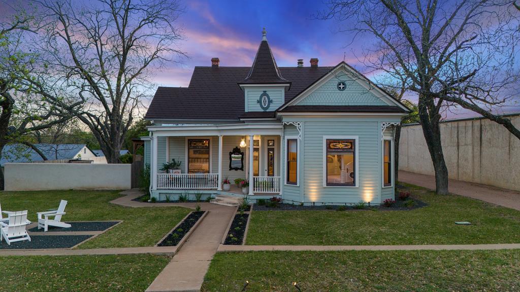 619 W Main St, Fredericksburg, TX for sale Building Photo- Image 1 of 1