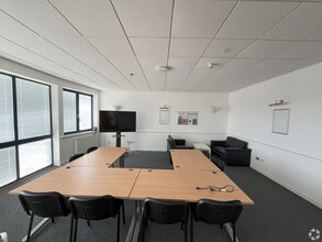 Enterprise Way, Dunfermline for lease Interior Photo- Image 2 of 4