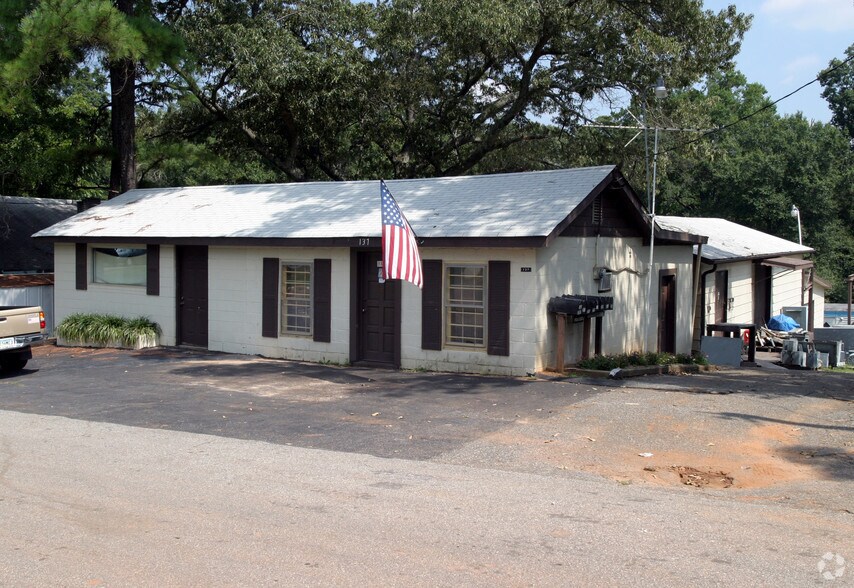 137 Case Ave, Spartanburg, SC 29301