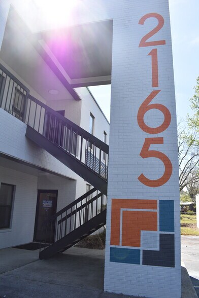 2179 Ashley Phosphate Rd, North Charleston, SC for sale - Building Photo - Image 3 of 6