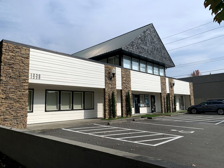 1220 Liberty St NE, Salem, OR for lease - Building Photo - Image 2 of 5