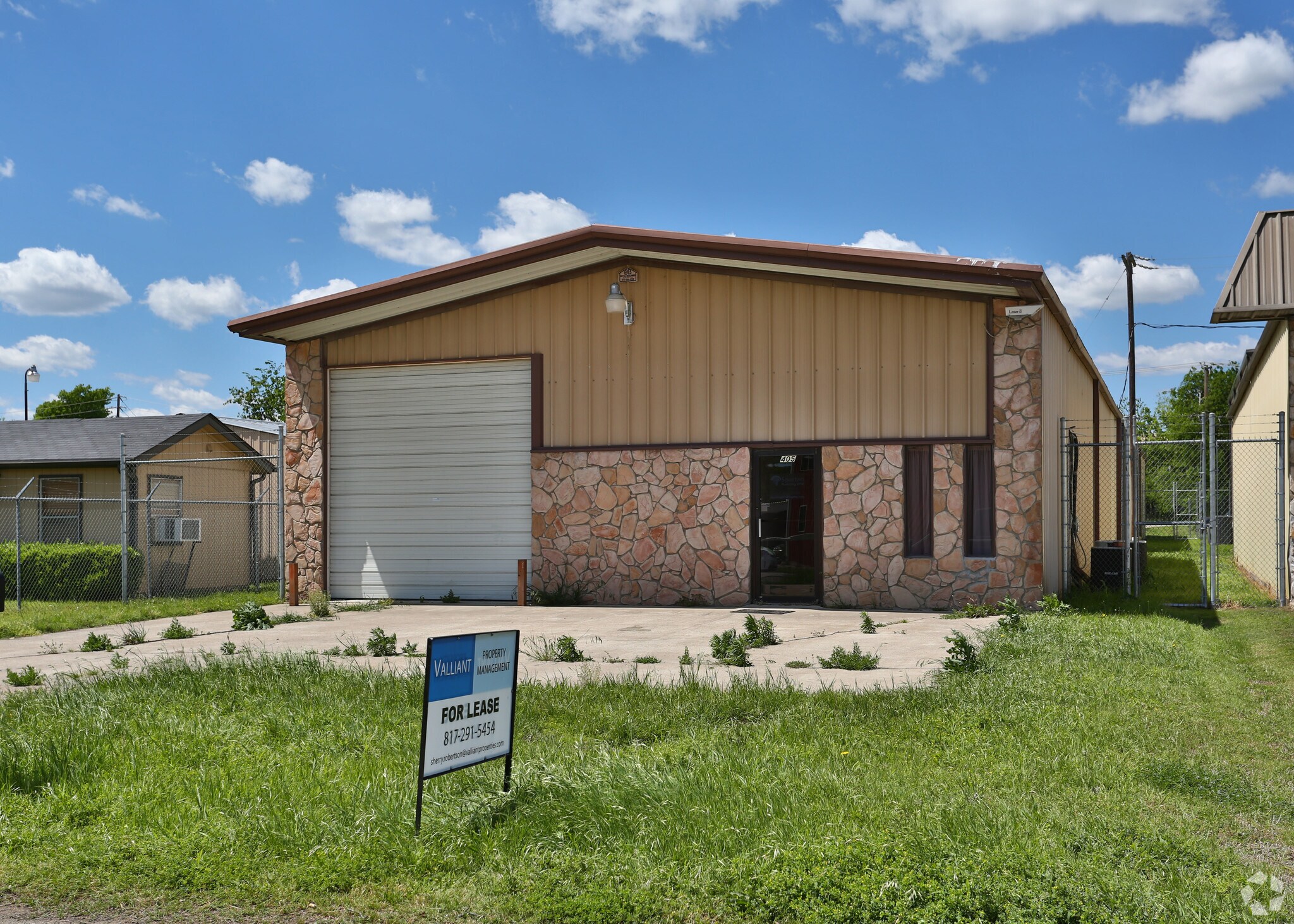 405 N Rudd St, Burleson, TX for sale Primary Photo- Image 1 of 1