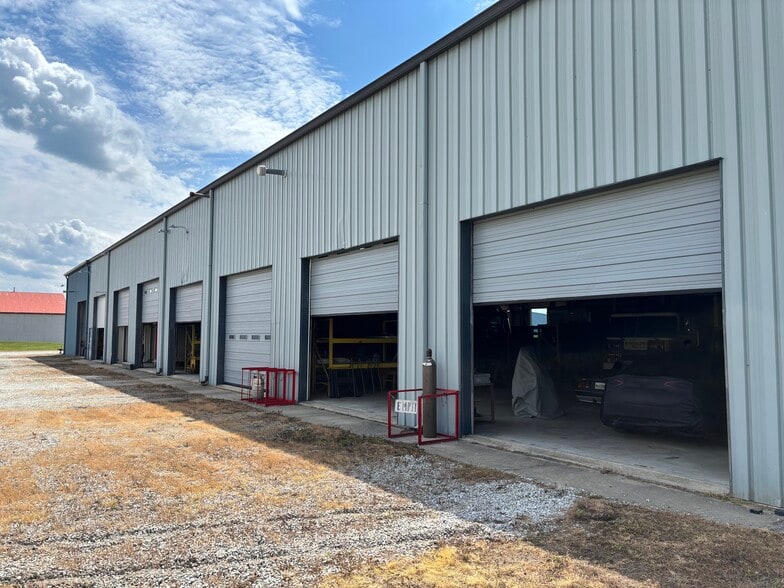 1095 Development Dr, Tipton, IN for sale - Building Photo - Image 3 of 17