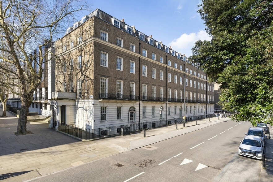 32 Russell Sq, London for lease - Building Photo - Image 1 of 4