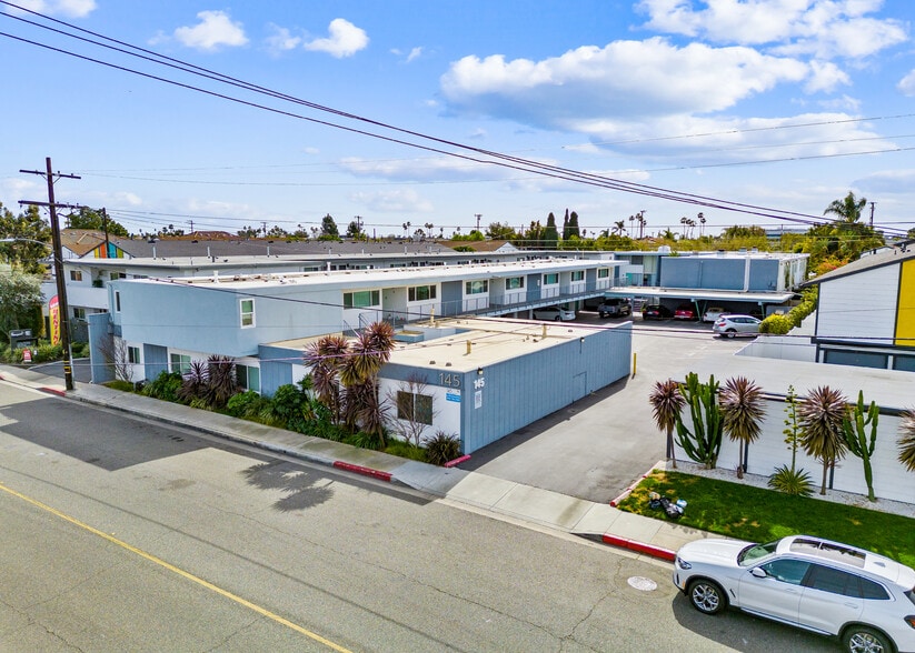 145 E 18th St, Costa Mesa, CA for sale - Building Photo - Image 2 of 10