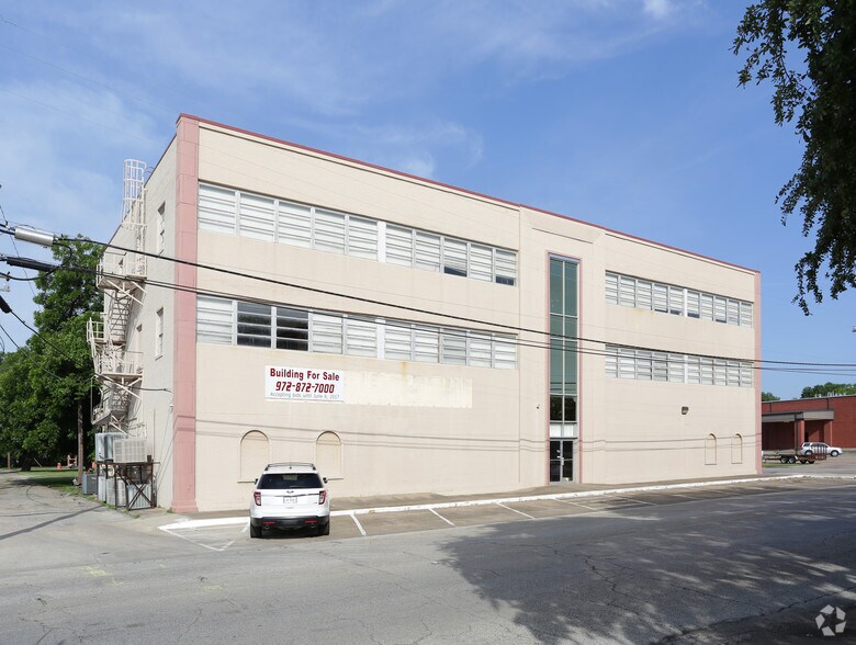 107 N Sherman St, Ennis, TX 75119