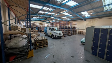 Shamblehurst Ln, Southampton for lease Interior Photo- Image 1 of 4