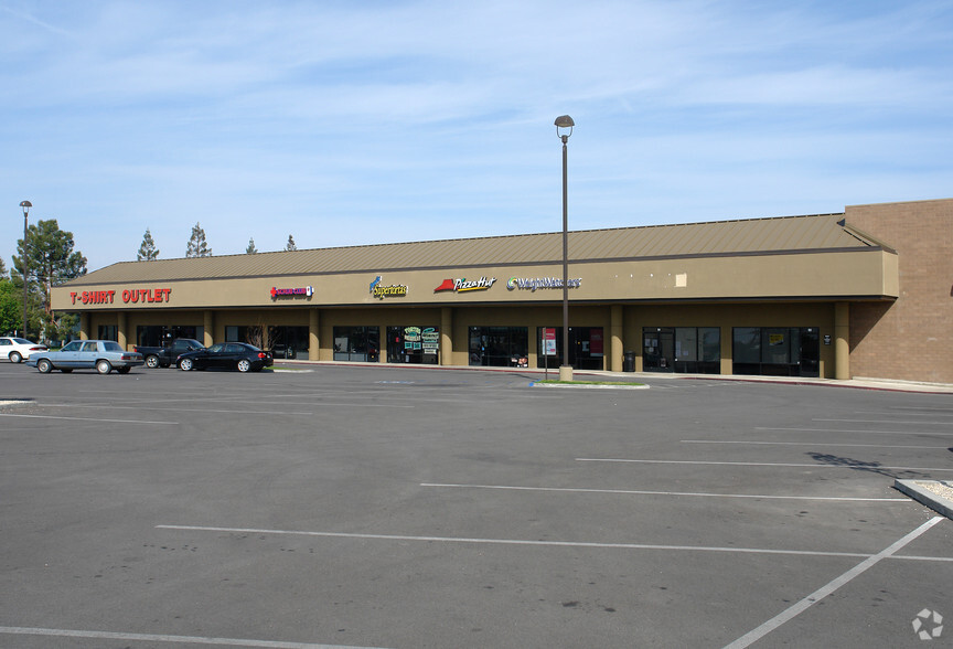 6200-6450 White Ln, Bakersfield, CA for lease - Building Photo - Image 2 of 4