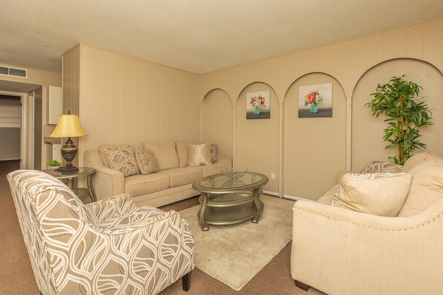 3665 Dixie Blvd, Odessa, TX for sale - Interior Photo - Image 2 of 9