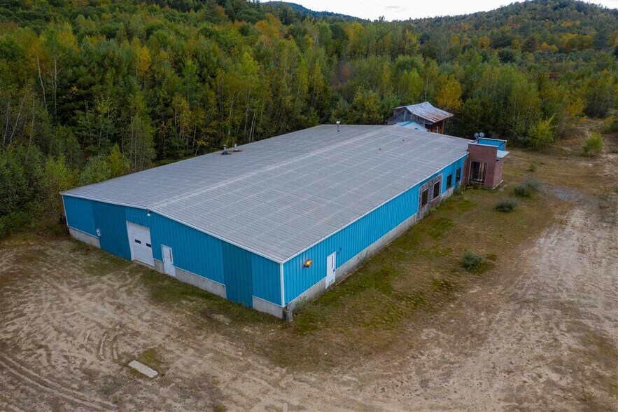 10 Shannon Dr, Campton, NH 03223