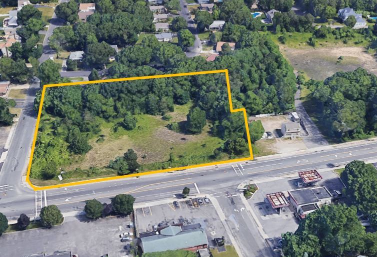 Portion Rd, Ronkonkoma, NY for sale - Building Photo - Image 1 of 7