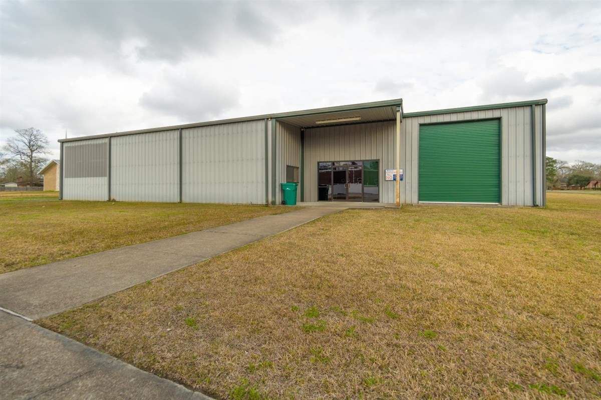 1512 Dawnwood, Orange, TX for sale Primary Photo- Image 1 of 1