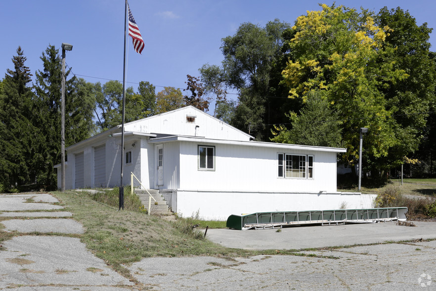 417 E Main St, Stanton, MI for sale - Primary Photo - Image 1 of 1