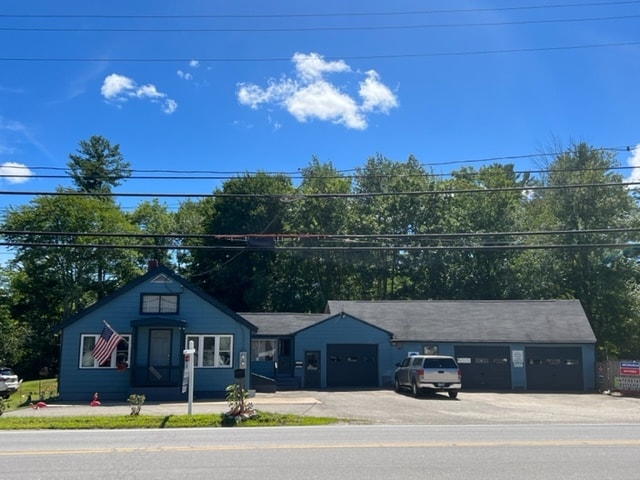 64 Route 27, Raymond, NH for sale - Building Photo - Image 1 of 1