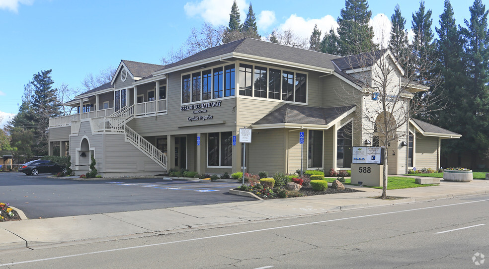 588 San Ramon Valley Blvd, Danville, CA for lease - Primary Photo - Image 1 of 17