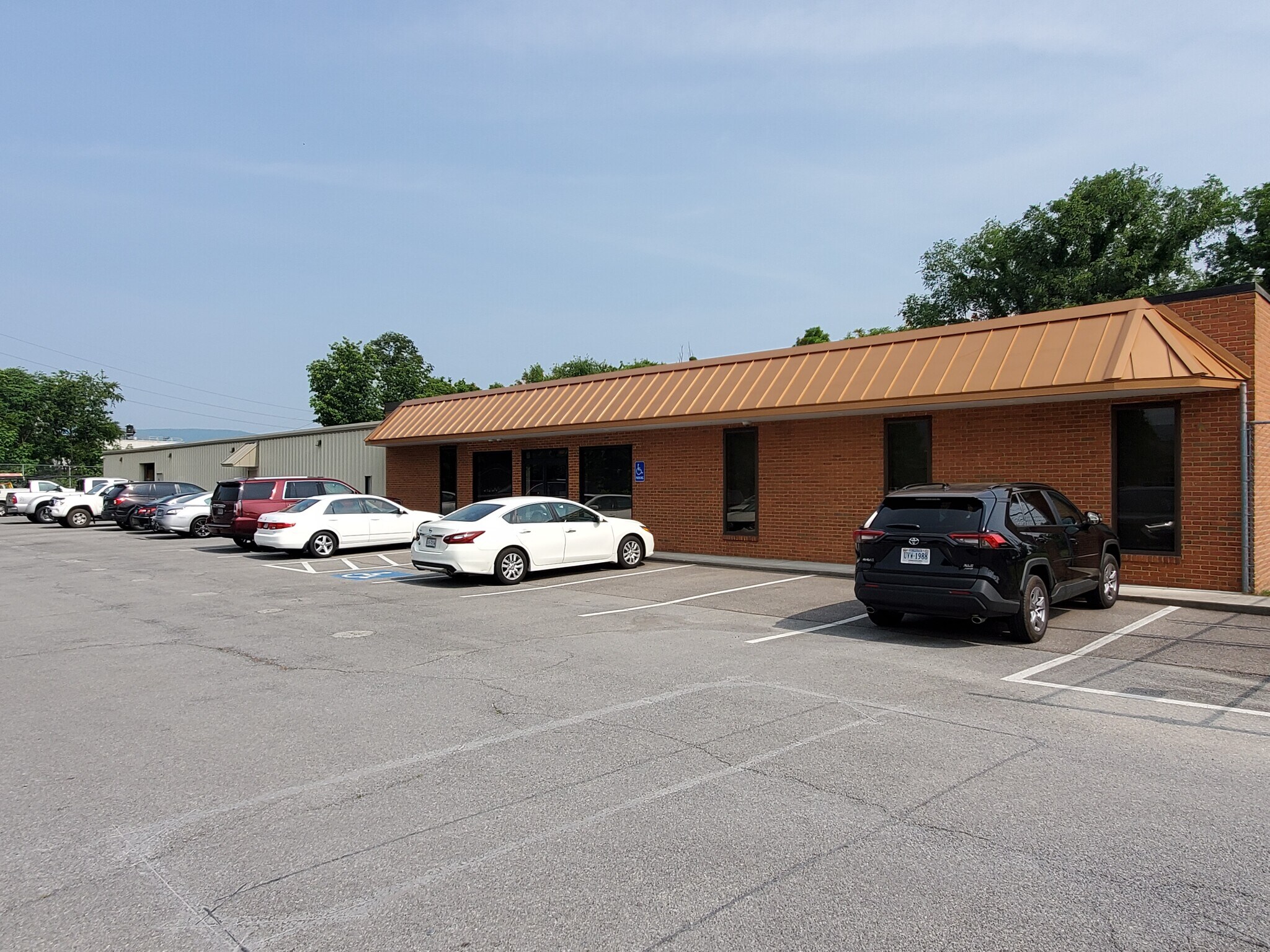 1201 Electric Rd, Salem, VA for sale Building Photo- Image 1 of 1