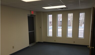 560 W Third St, Jamestown, NY for lease Interior Photo- Image 2 of 2