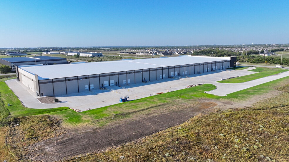 NEC of 53rd St & N Webb rd, Bel Aire, KS for lease - Building Photo - Image 3 of 8